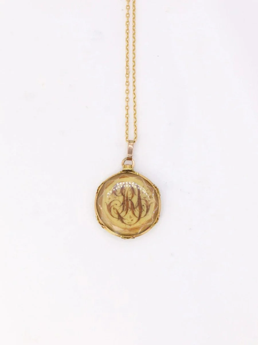 Pendentif de sentiment victorien en or et cheveux, 19ème siècle - Image 2