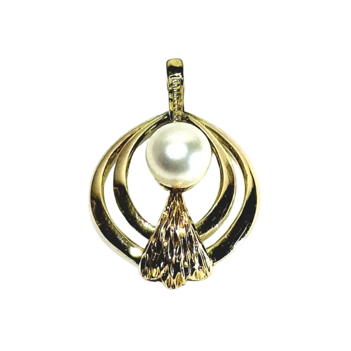 Pendentif en or jaune et perle
