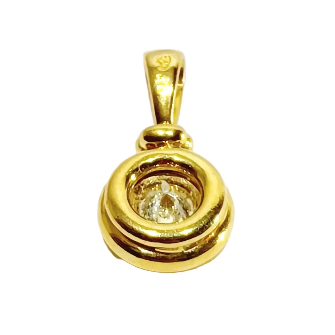 Pendentif en or jaune et diamant - Image 4