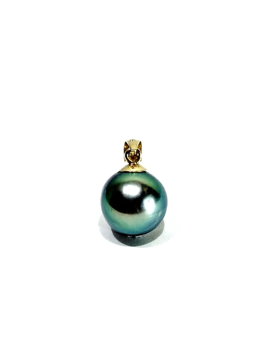 Pendentif en or jaune et perle