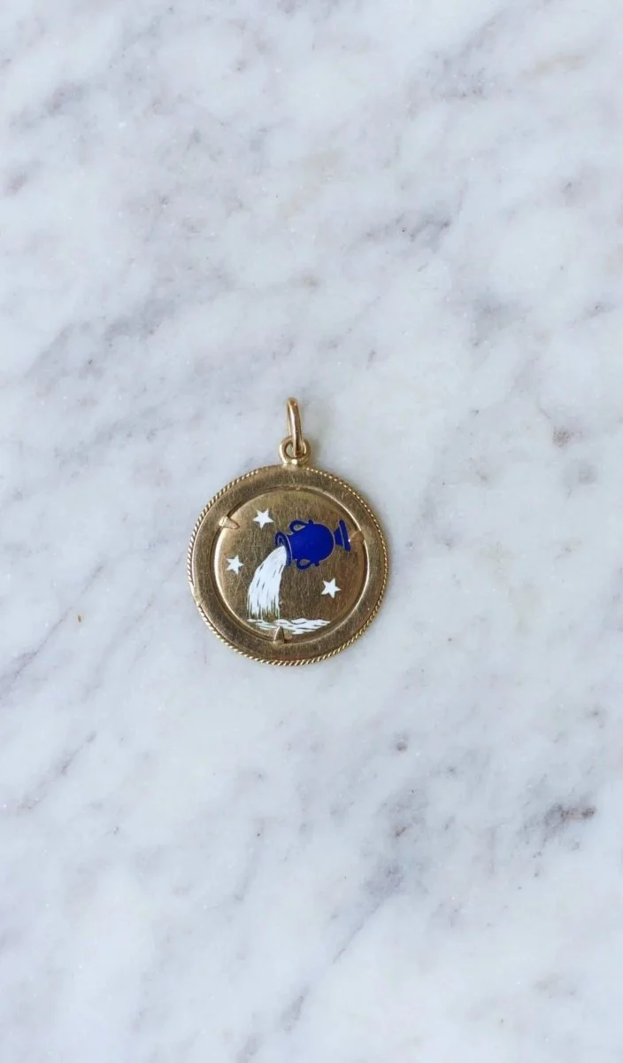 Pendentif médaille astrologique Verseau, or et émail - Image 5