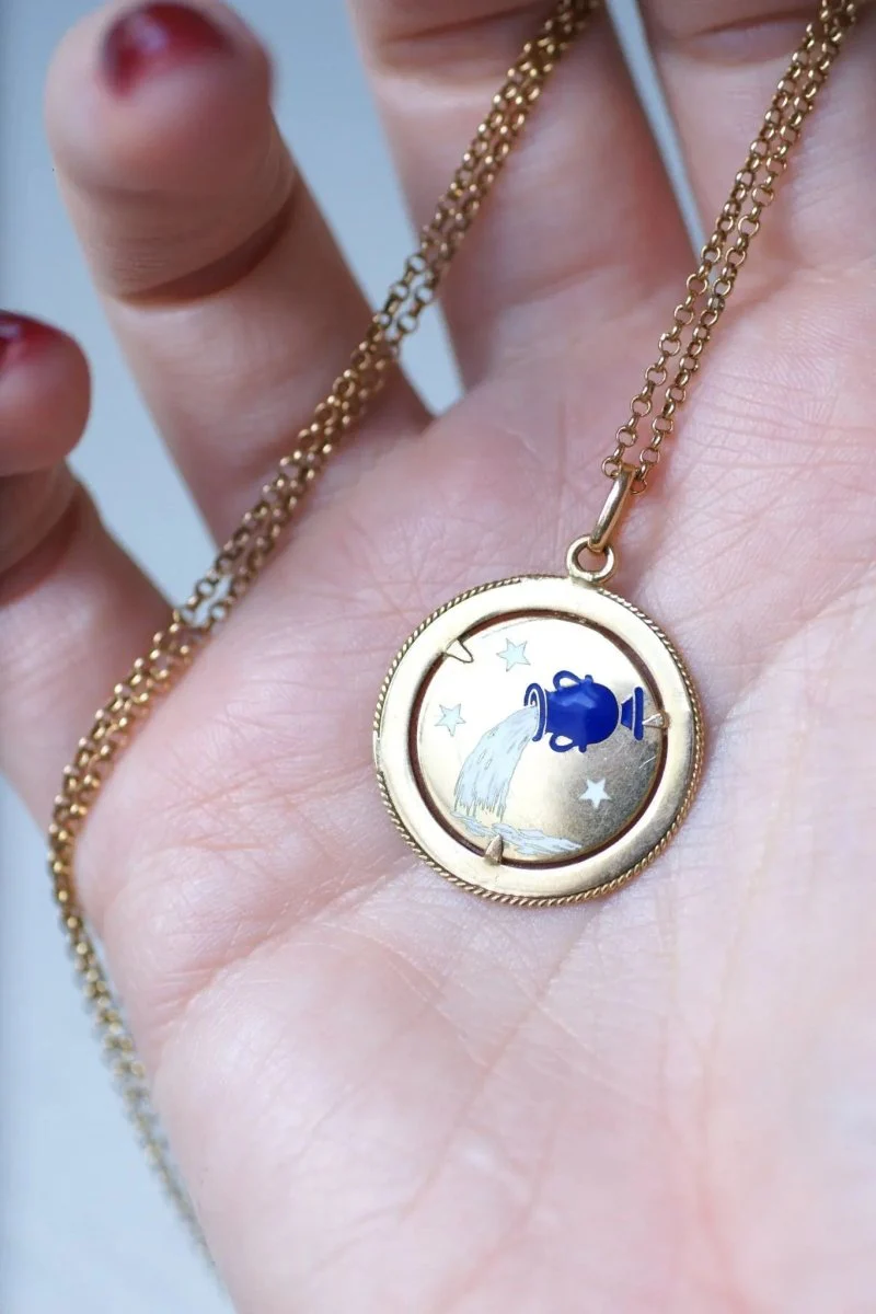 Pendentif médaille astrologique Verseau, or et émail - Image 7