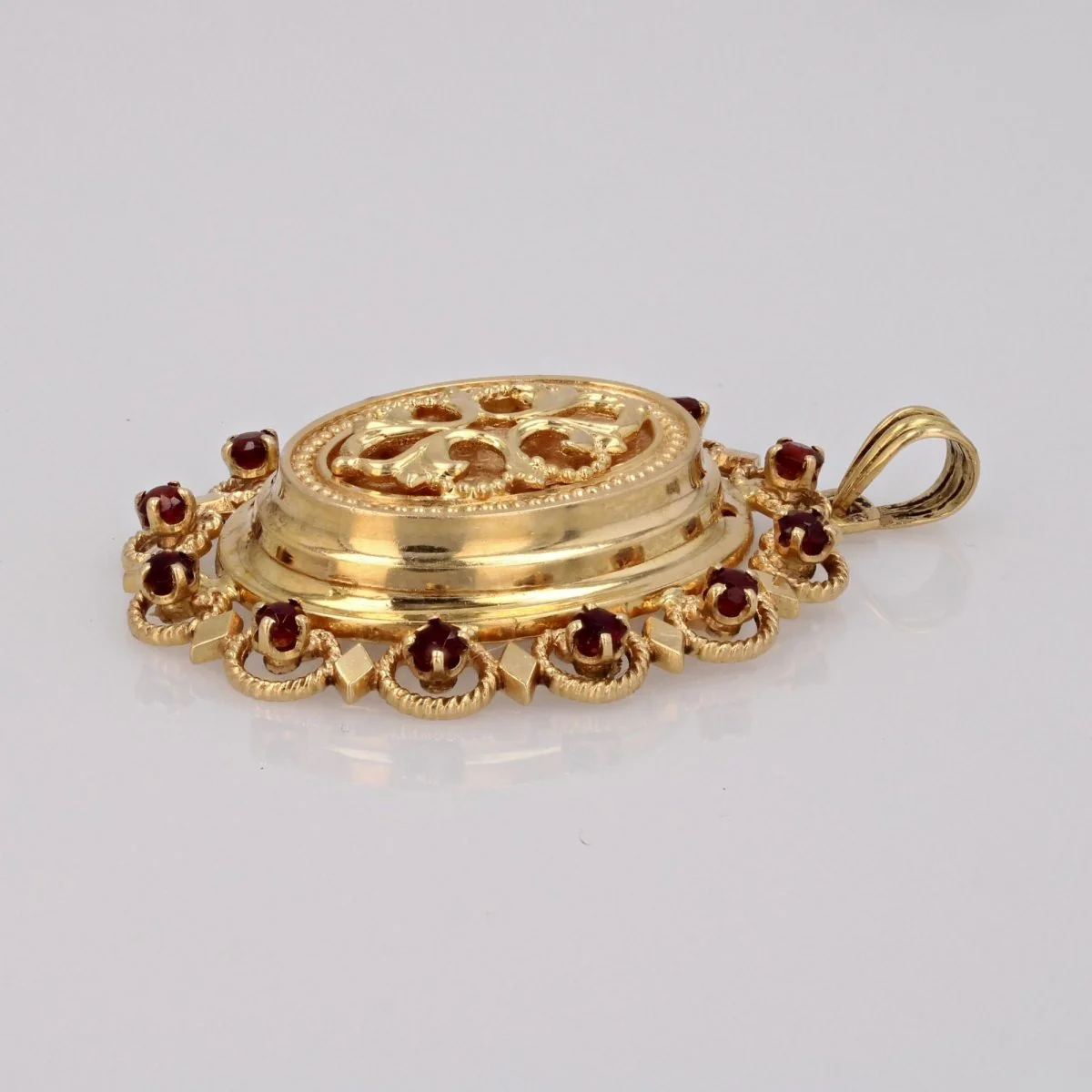 Pendentif en or jaune, perles et grenats - Image 3
