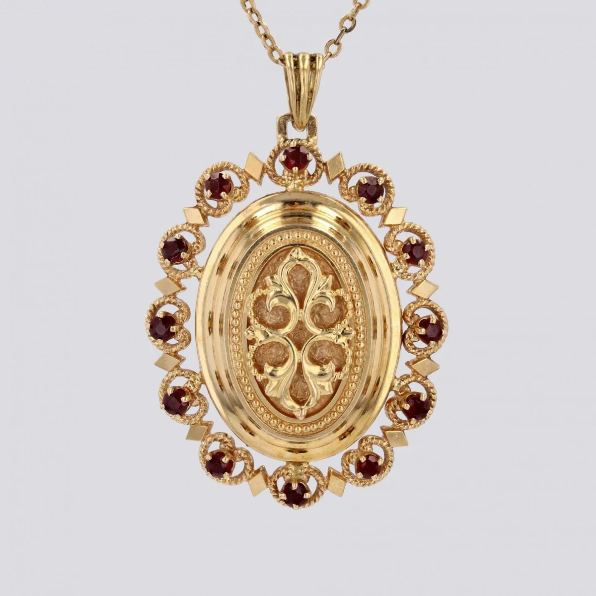 Pendentif en or jaune, perles et grenats - Image 5