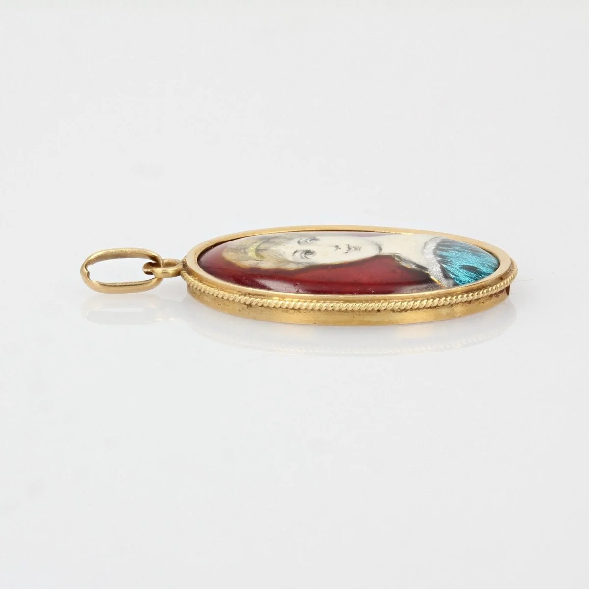 Pendentif en or jaune et émail - Image 3