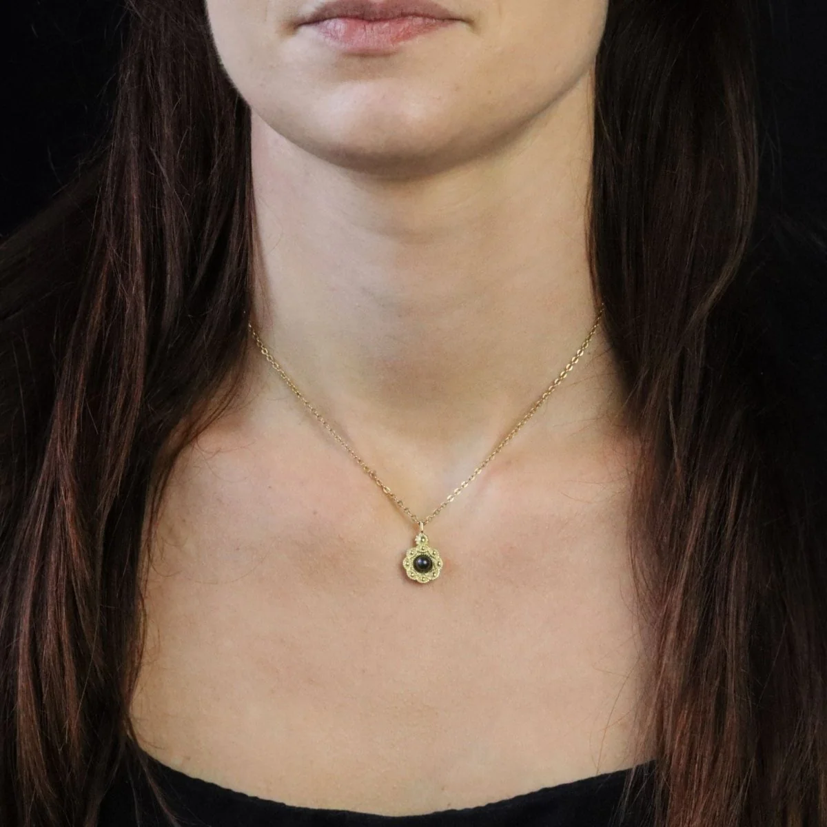 Pendentif en or jaune et perle - Image 2