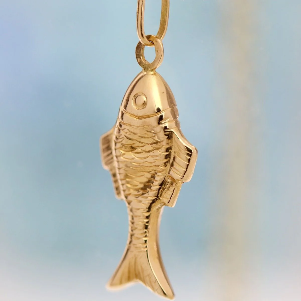 Pendentif poisson en or jaune - Image 3