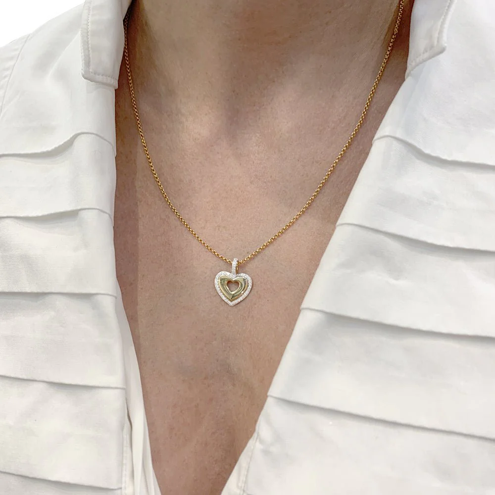 Pendentif Poiray, "Coeur secret", or jaune, or blanc et diamants. - Image 4