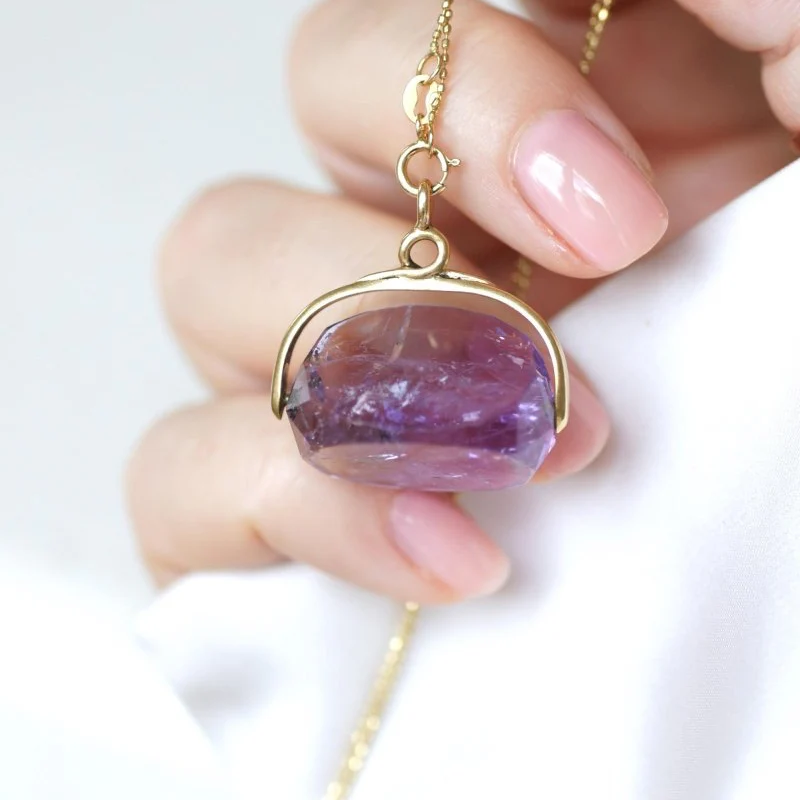 Pendentif en or jaune et améthyste - Image 10