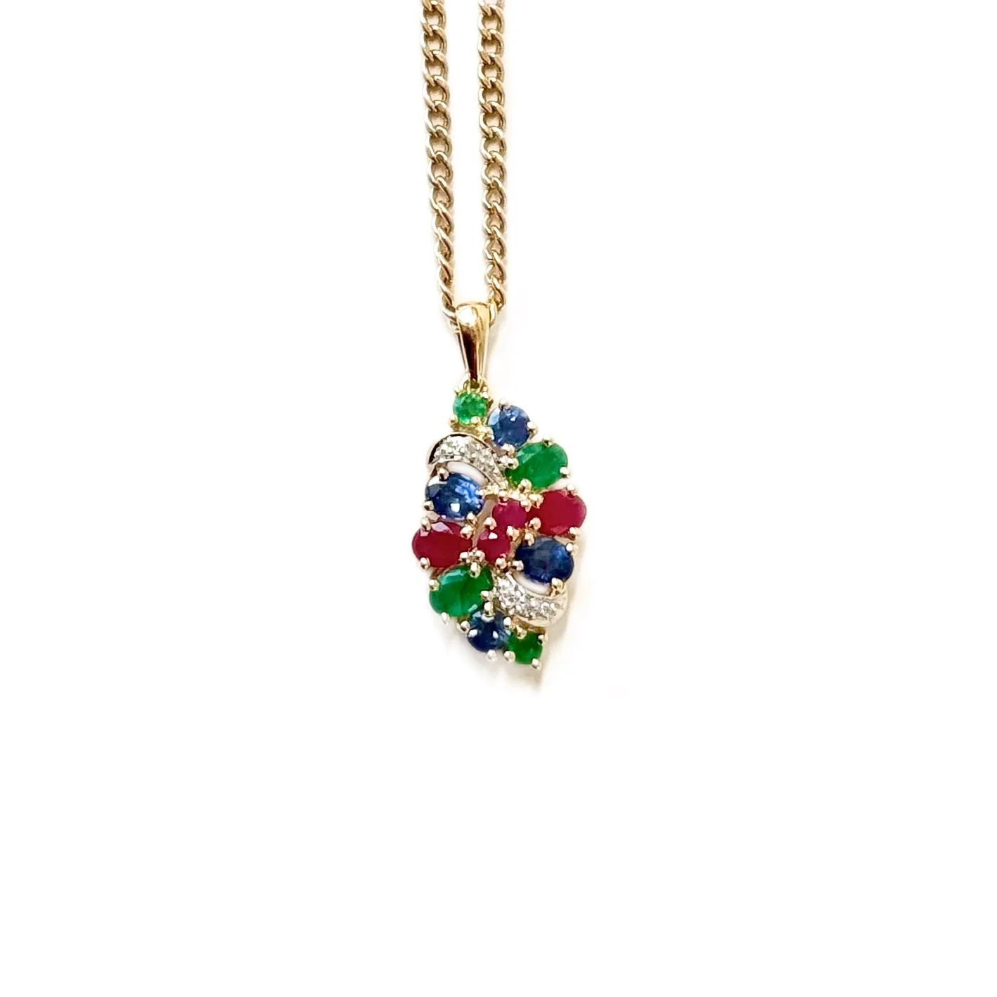 Pendentif Tutti Frutti feuille en or jaune et émeraude, saphir, rubis, diamant