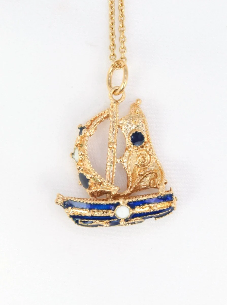 Pendentif vintage Voilier émail