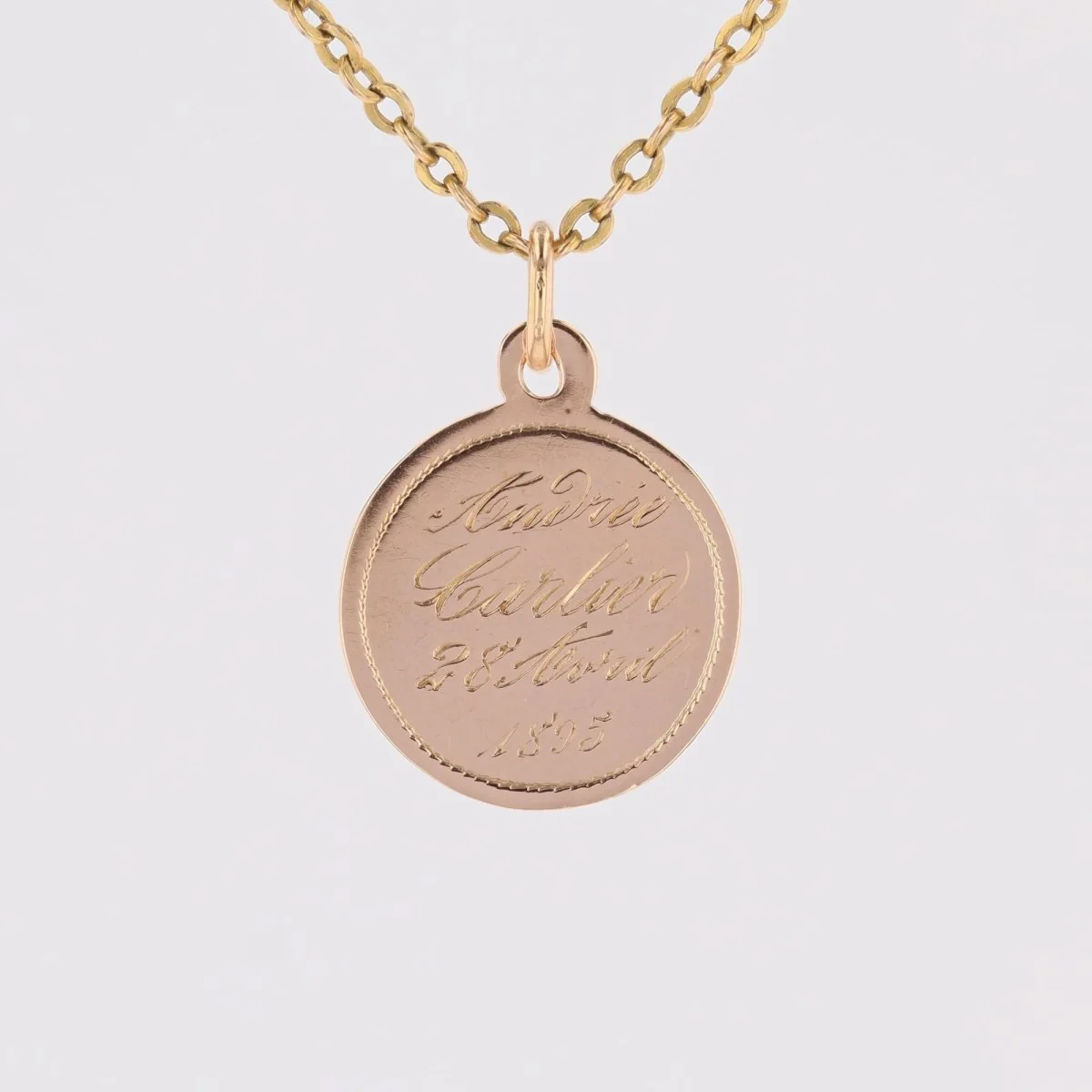 Pendentif Vierge miraculeuse en or rose - Image 9
