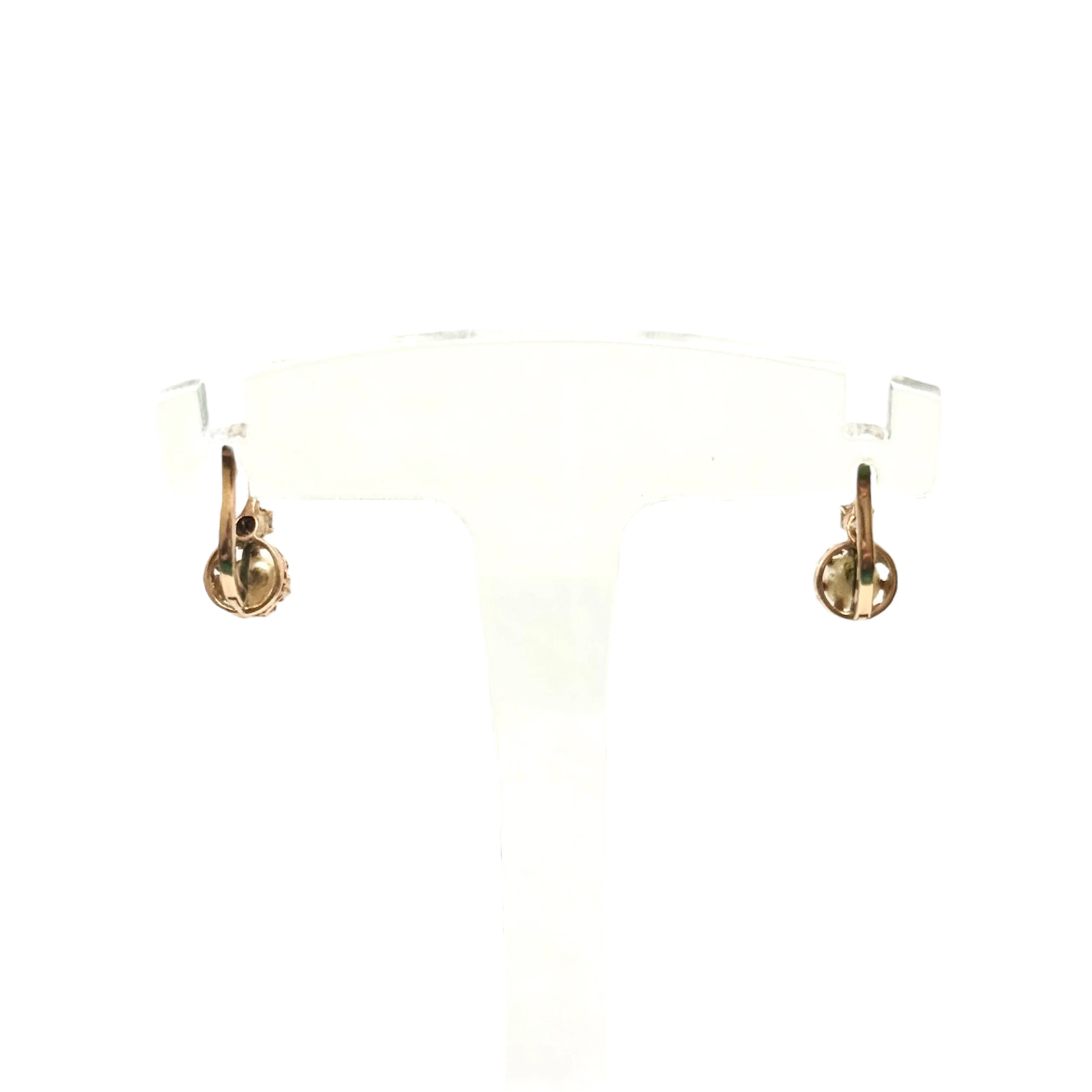 Boucles d'oreilles dormeuses en or jaune-rosé et perle et diamant - Image 5
