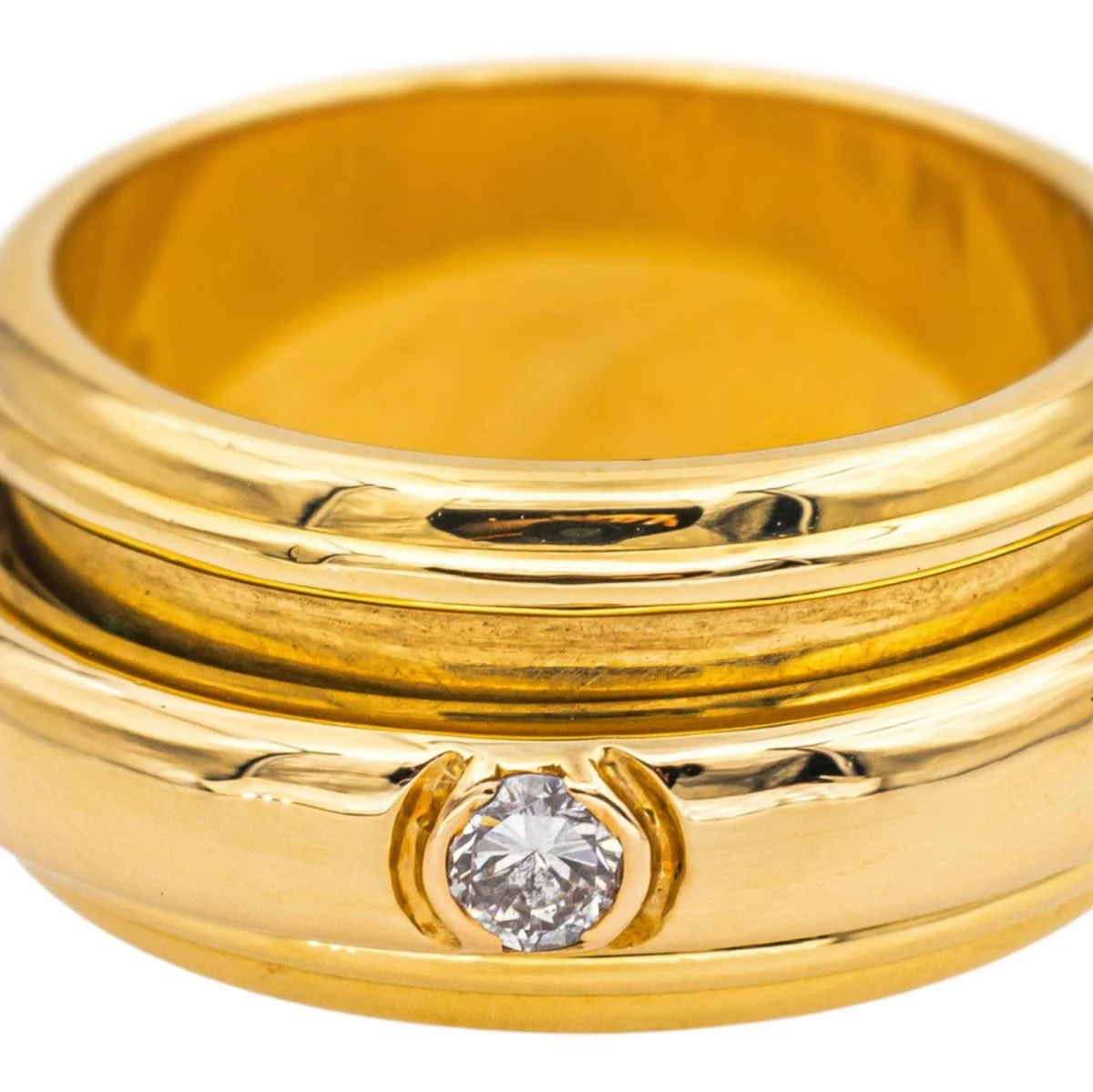 Bague Alliance PIAGET "Possession" en or jaune, émeraudes et diamants - Image 5