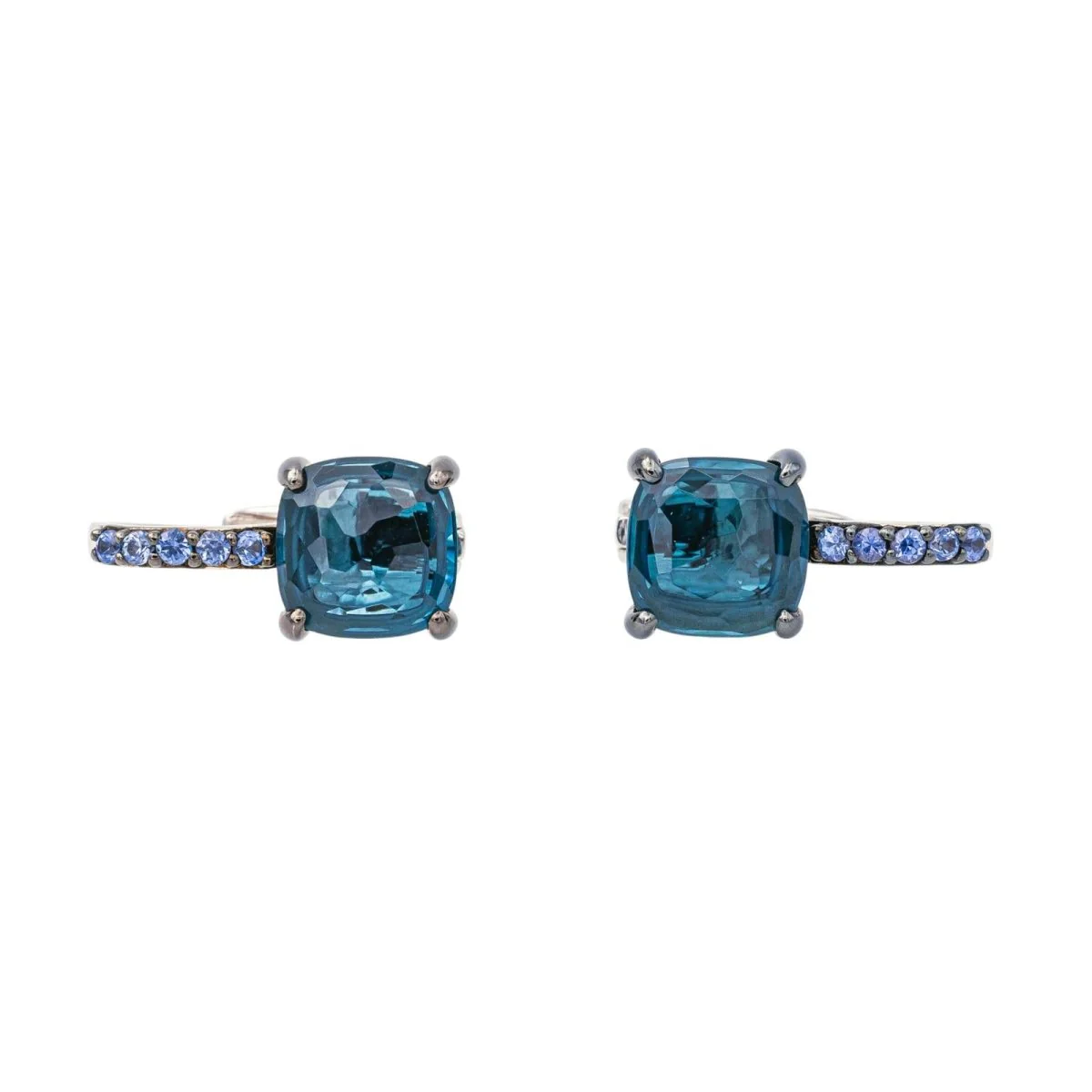 Boucles d'oreilles Dormeuses POMELLATO "Baby" en or blanc, topazes et saphirs - Image 4