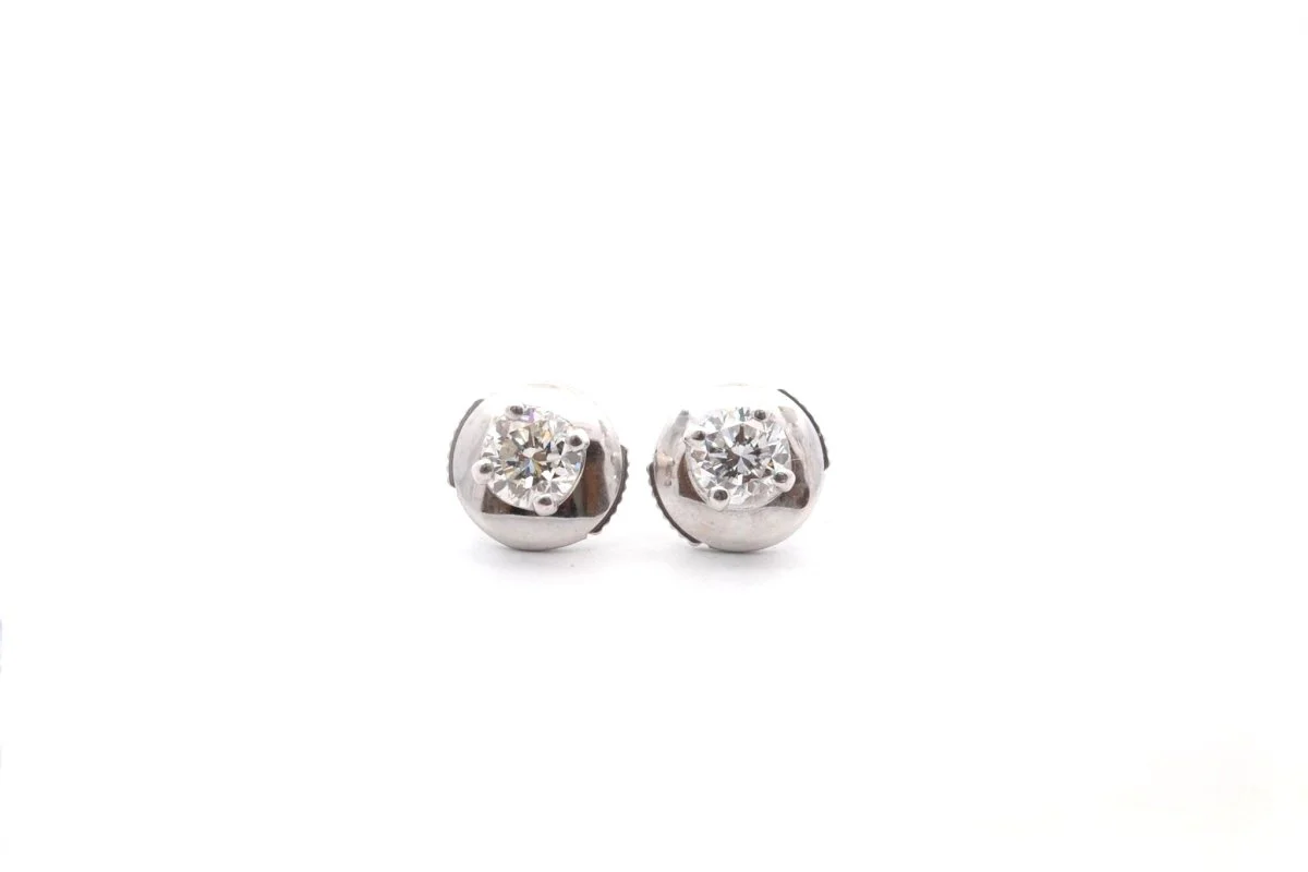 Boucle d'oreille Puces diamants en or blanc - Image 2