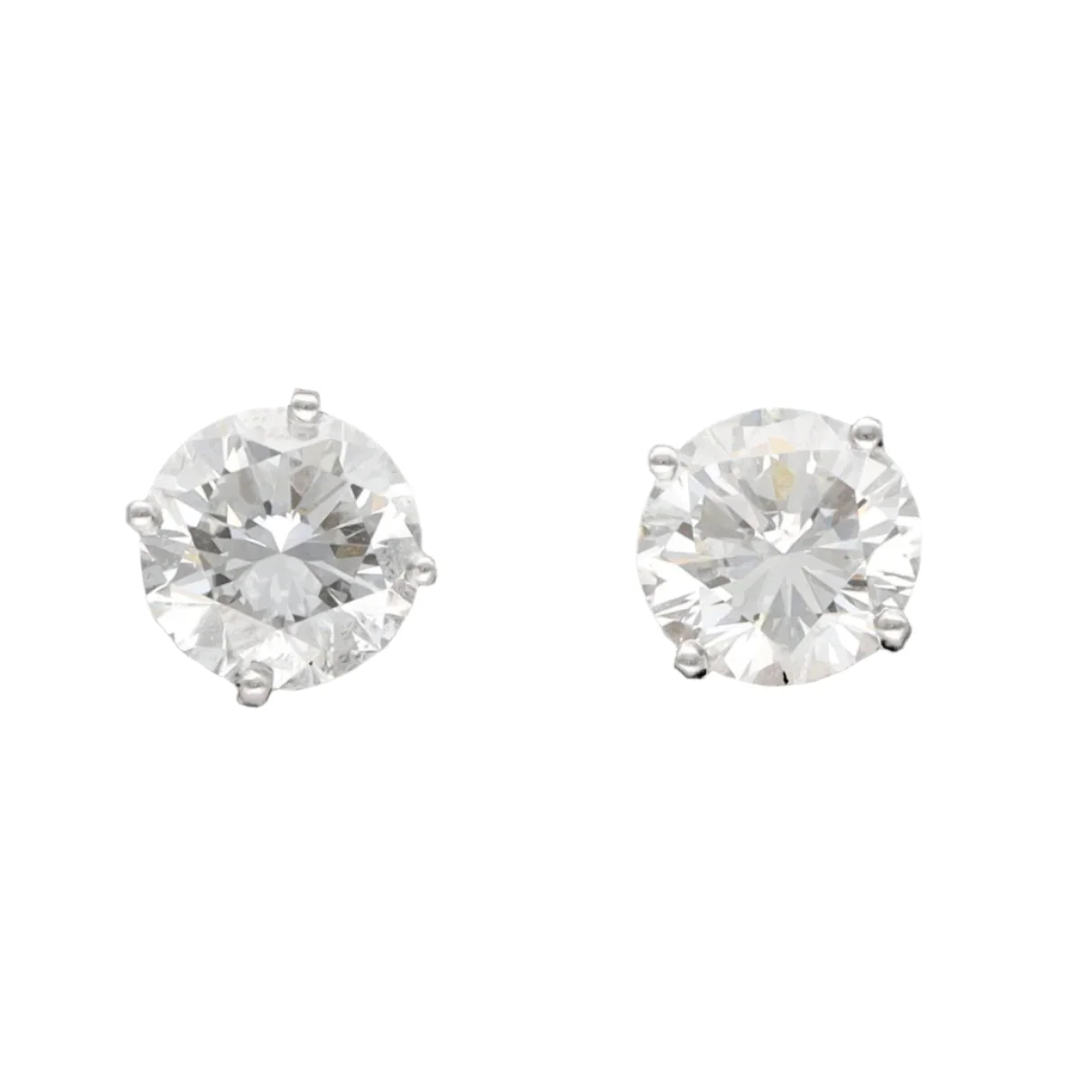 Puces d'oreilles en or et diamants