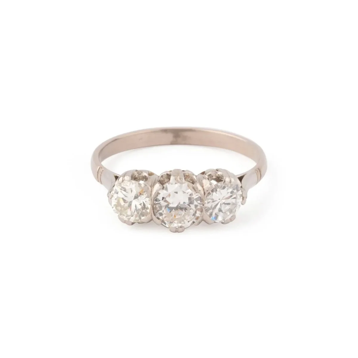 Bague trilogie en platine et diamants