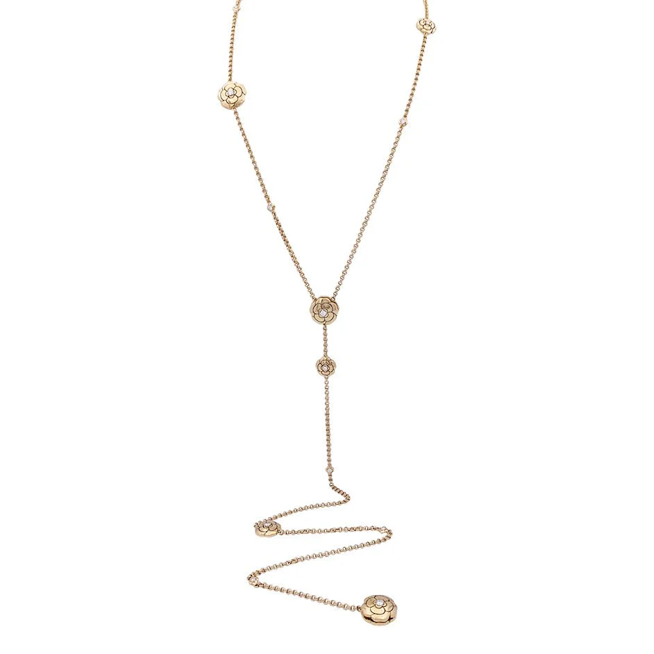 Sautoir transformable Chanel, “Les Infinis de Camélia”, en or rose, diamants. - Image 2