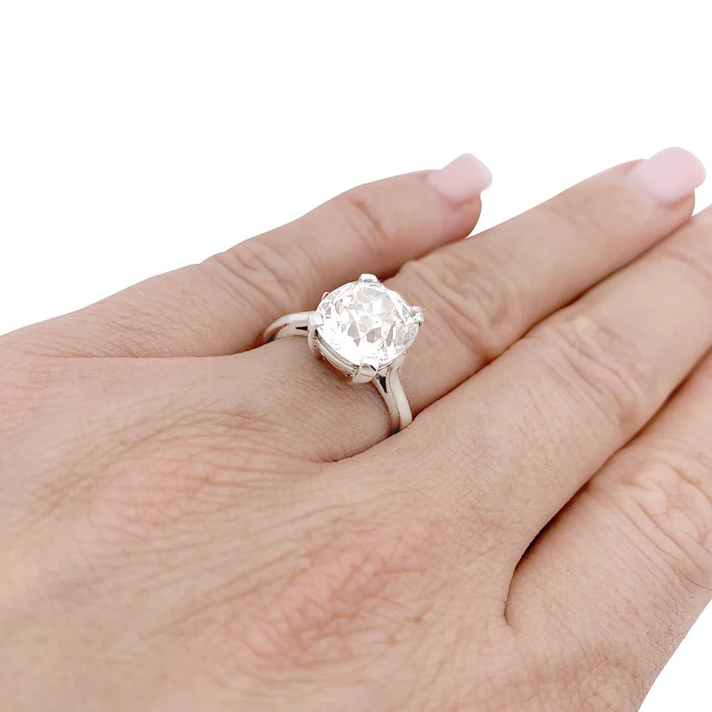 Solitaire CHAUMET en  platine et diamant. - Image 6