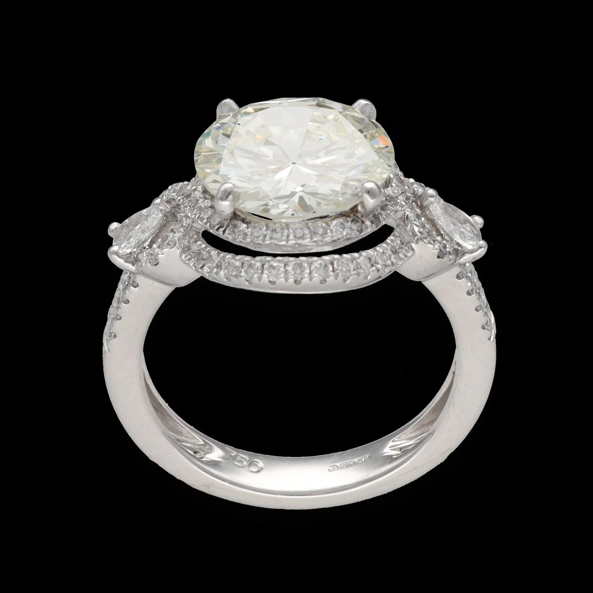 Bague Solitaire en or gris et diamants - Image 5