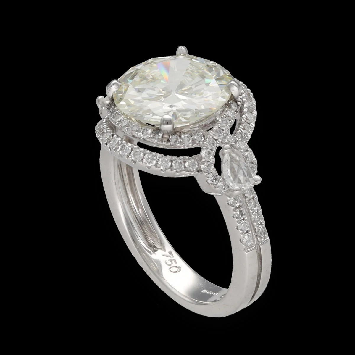 Bague Solitaire en or gris et diamants - Image 7