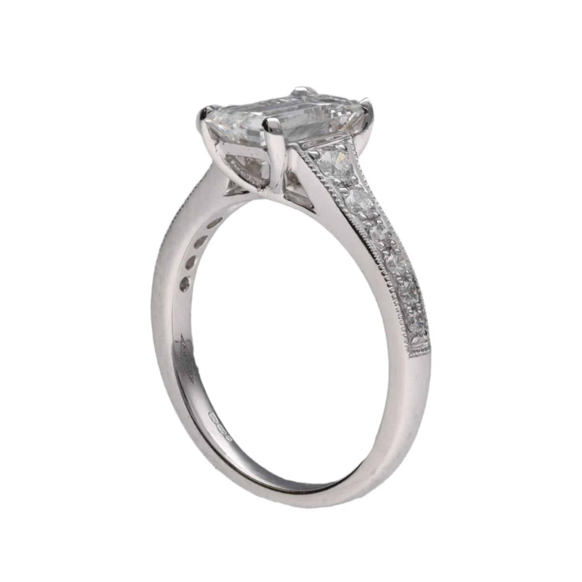 Bague Solitaire en or blanc et diamant - Image 3