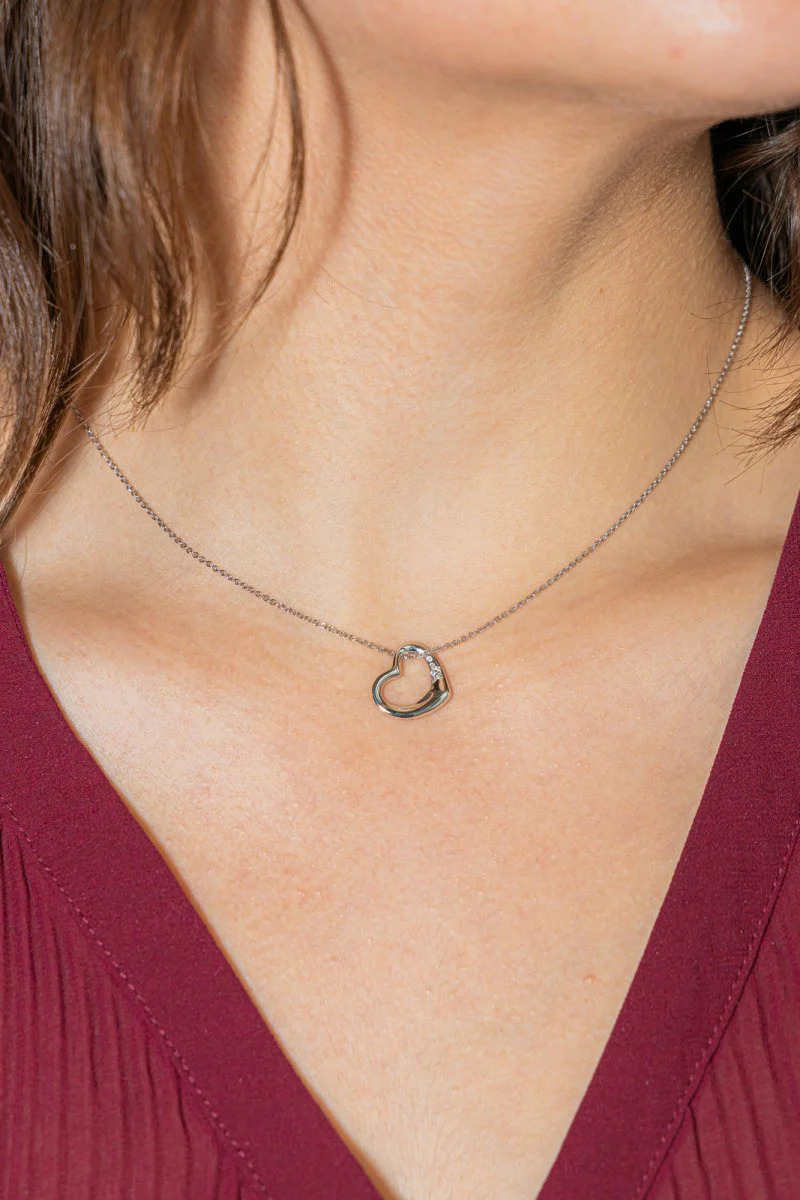 Collier Pendentif TIFFANY & CO. "Open Heart" en or blanc et diamants - Image 2