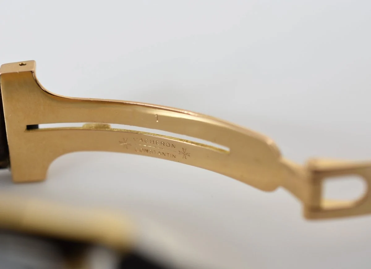 Montre BAUME & MERCIER pour VAN CLEEF & ARPELS en or jaune, cuir et saphir - Image 12