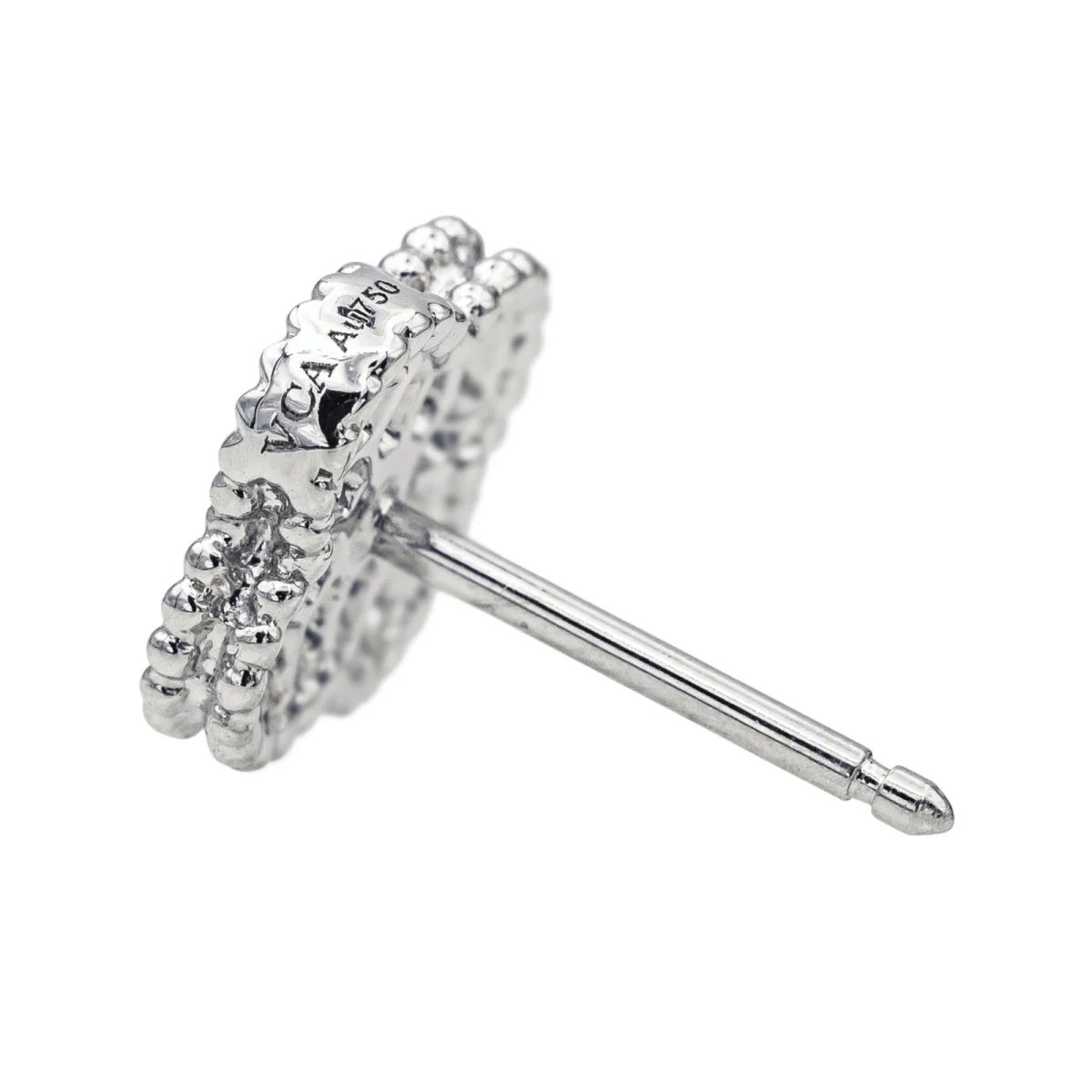 Boucles d'oreilles Puces VAN CLEEF & ARPELS "Sweet Alhambra" en or blanc et diamants - Image 6