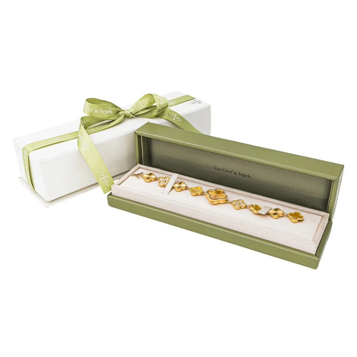 Montre VAN CLEEF & ARPELS "Sweet Alhambra" en or jaune, nacre et diamants - Image 8