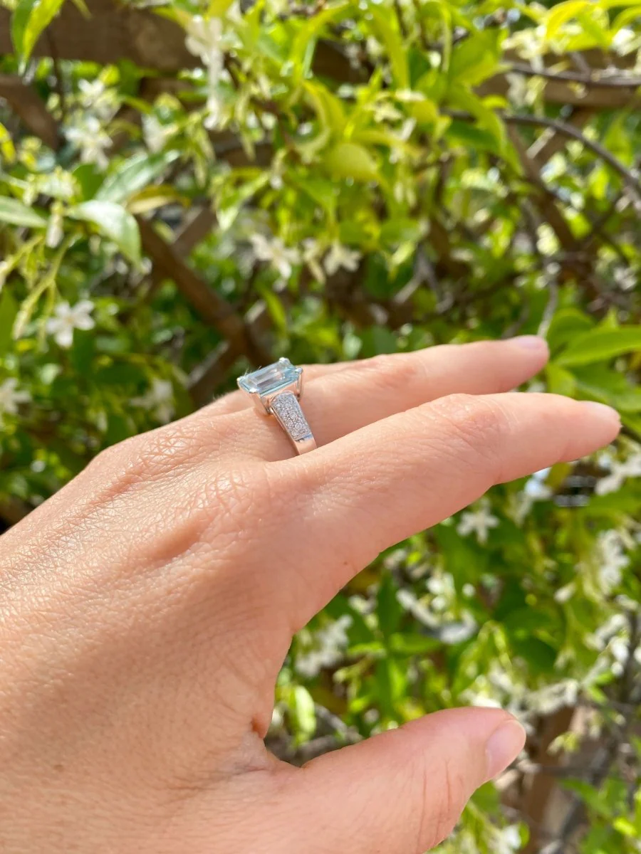 Bague en or avec aigue-marine et diamant de 2,5 carats - Image 11
