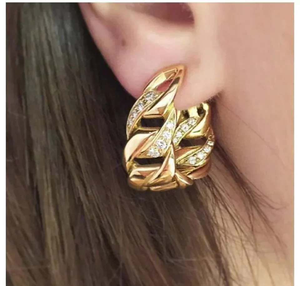 Boucles d'oreilles CARTIER "Bergamo" en or jaune et diamants - Image 10